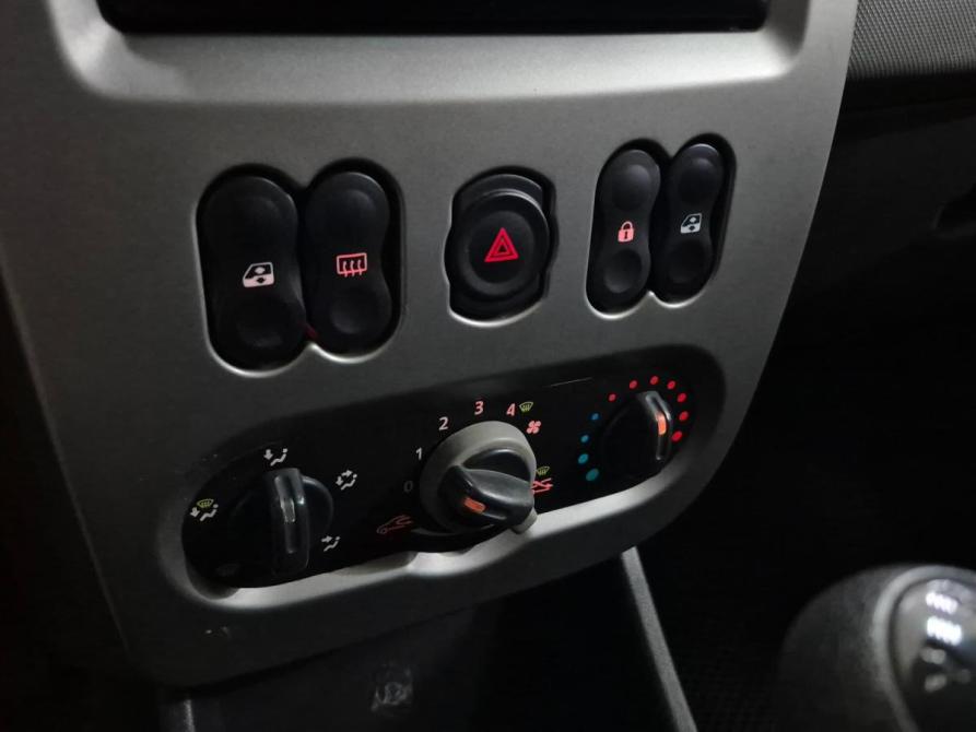 Renault Logan I Рестайлинг Казань  - изображение 20