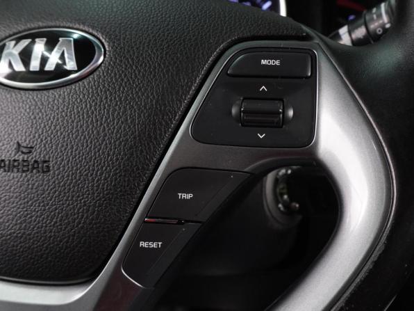 Kia Rio III Рестайлинг с пробегом 2016 года, цена 1 149 000 рублей, 120135 км, седан, Автокод Объявления