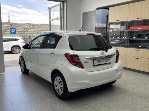 Toyota Vitz III (XP130) Рестайлинг с пробегом 2015 года, цена 650 000 рублей, 180000 км, хэтчбек, Автокод Объявления