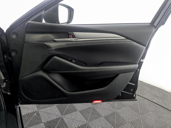 Mazda 6 III (GJ) Рестайлинг 2 с пробегом 2021 года, цена 3 250 000 рублей, 66052 км, седан, Автокод Объявления