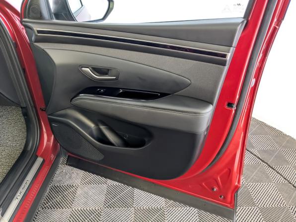 Hyundai Tucson IV с пробегом 2022 года, цена 2 897 500 рублей, 32851 км, внедорожник, Автокод Объявления