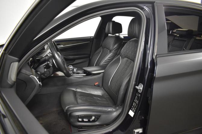 BMW 5 серии VII (G30/G31/G38) с пробегом 2019 года, цена 4 429 900 рублей, 101578 км, седан, Автокод Объявления