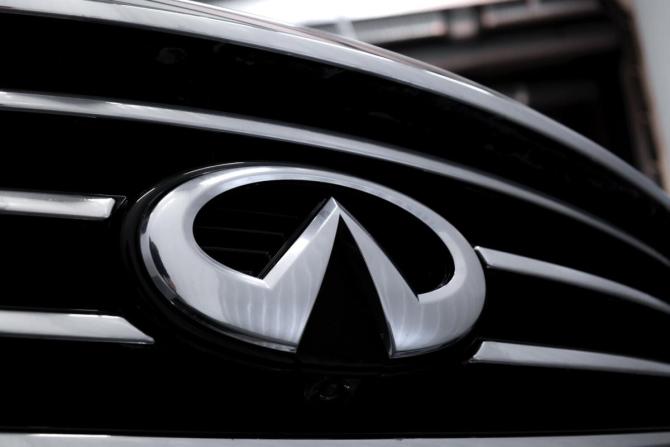 Infiniti JX с пробегом 2013 года, цена 1 880 000 рублей, 226000 км, внедорожник, Автокод Объявления
