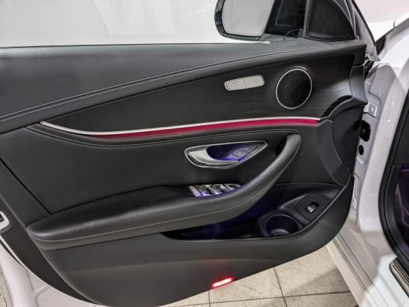 Mercedes-Benz E-Класс V (W213 S213 C238) Рестайлинг с пробегом 2021 года, цена 4 150 000 рублей, 70800 км, седан, Автокод Объявления