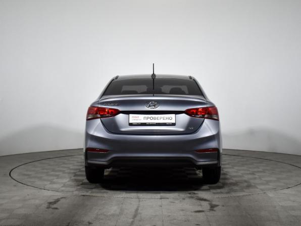 Hyundai Solaris II с пробегом 2018 года, цена 1 390 000 рублей, 99651 км, седан, Автокод Объявления