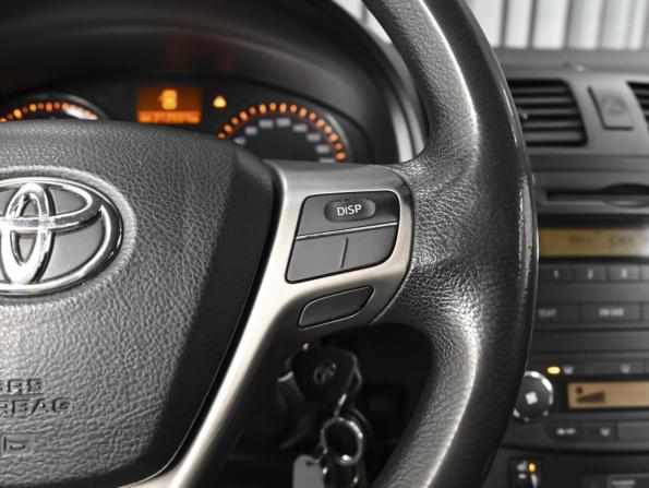 Toyota Avensis III с пробегом 2009 года, цена 1 039 000 рублей, 212554 км, седан, Автокод Объявления