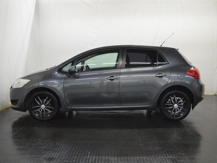 Toyota Auris I Санкт-Петербург  - изображение 8