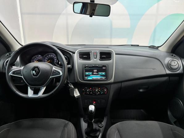 Renault Sandero II Рестайлинг с пробегом 2022 года, цена 1 500 000 рублей, 27860 км, хэтчбек, Автокод Объявления