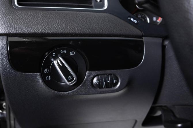 Volkswagen Jetta VI с пробегом 2012 года, цена 929 000 рублей, 374000 км, седан, Автокод Объявления