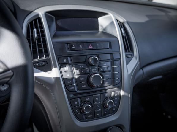 Opel Astra J с пробегом 2012 года, цена 699 000 рублей, 168400 км, хэтчбек, Автокод Объявления