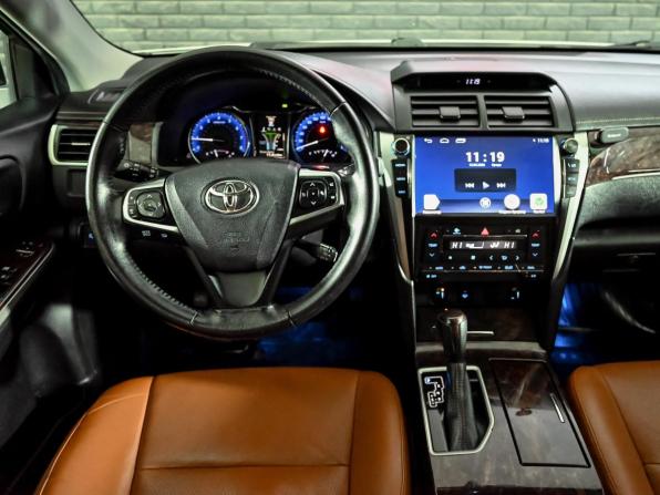 Toyota Camry VII (XV50) Рестайлинг с пробегом 2016 года, цена 2 400 000 рублей, 133695 км, седан, Автокод Объявления