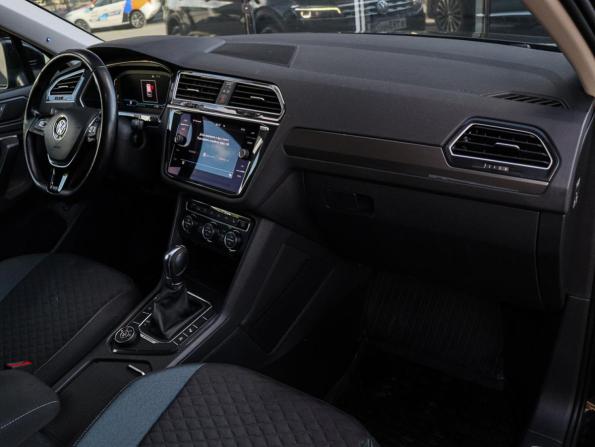 Volkswagen Tiguan II с пробегом 2019 года, цена 2 397 000 рублей, 89656 км, внедорожник, Автокод Объявления