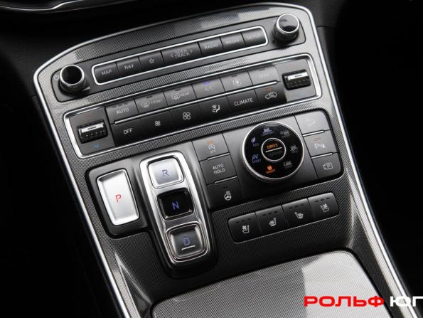 Hyundai Santa Fe IV Рестайлинг с пробегом 2020 года, цена 2 773 000 рублей, 126961 км, внедорожник, Автокод Объявления