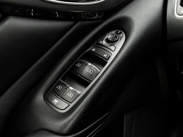 Infiniti Q50 I с пробегом 2015 года, цена 1 975 000 рублей, 114702 км, седан, Автокод Объявления