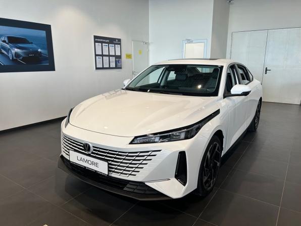Новый Changan Lamore 2024 года, цена 2 929 900 рублей, седан, Автокод Объявления