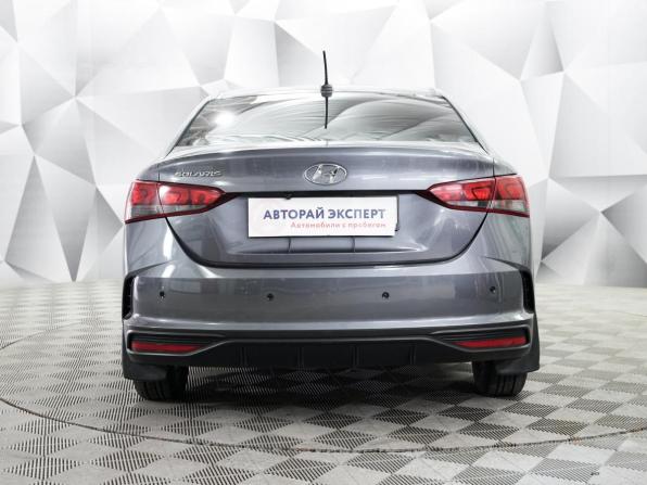 Hyundai Solaris II Рестайлинг с пробегом 2021 года, цена 1 733 000 рублей, 67500 км, седан, Автокод Объявления