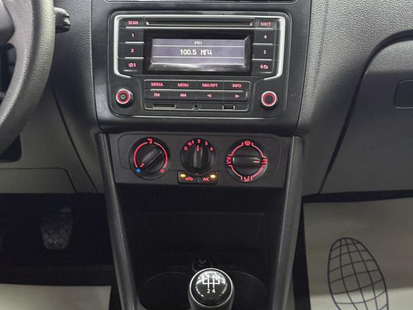 Volkswagen Polo V с пробегом 2013 года, цена 845 000 рублей, 124669 км, седан, Автокод Объявления