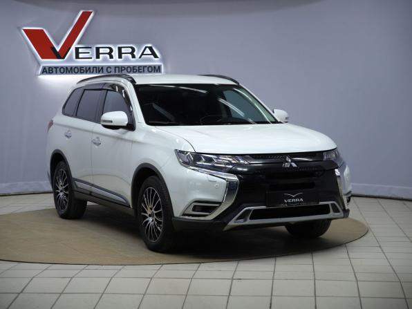 Mitsubishi Outlander III Рестайлинг 3 с пробегом 2021 года, цена 2 650 000 рублей, 126795 км, внедорожник, Автокод Объявления