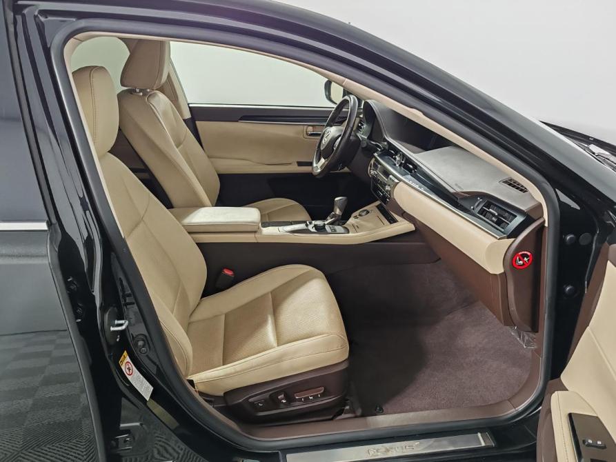 Lexus ES VI Рестайлинг Москва  - изображение 21