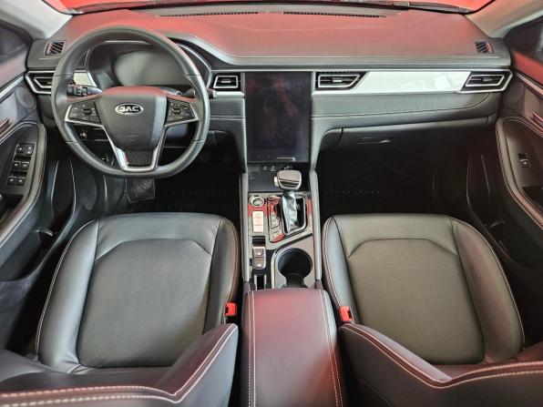 JAC J7 I с пробегом 2023 года, цена 1 265 000 рублей, 84107 км, хэтчбек, Автокод Объявления