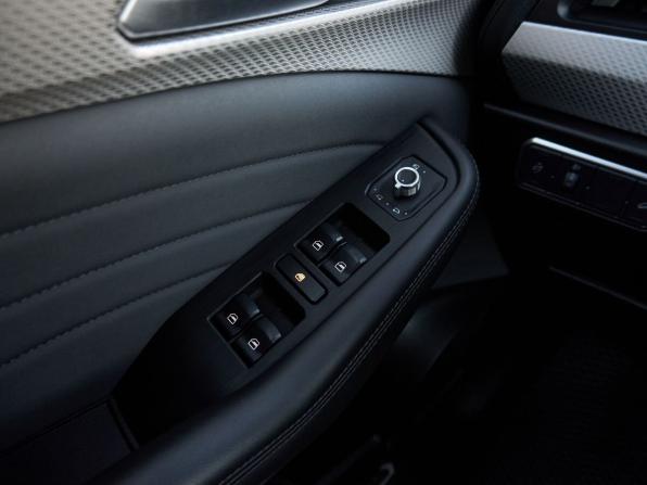 Haval F7 I Рестайлинг с пробегом 2022 года, цена 2 229 000 рублей, 60315 км, внедорожник, Автокод Объявления