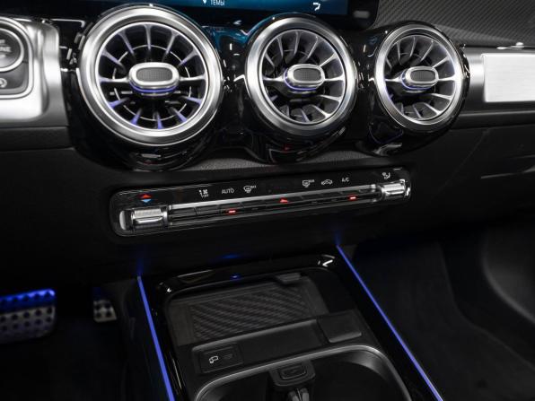 Mercedes-Benz GLB I (X247) с пробегом 2020 года, цена 3 700 000 рублей, 55995 км, внедорожник, Автокод Объявления