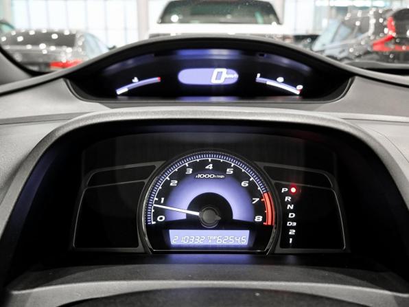 Honda Civic VIII Рестайлинг с пробегом 2009 года, цена 890 000 рублей, 210000 км, седан, Автокод Объявления