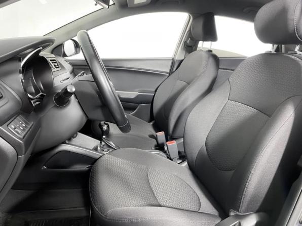 Kia Rio III Рестайлинг с пробегом 2017 года, цена 1 107 000 рублей, 105110 км, седан, Автокод Объявления
