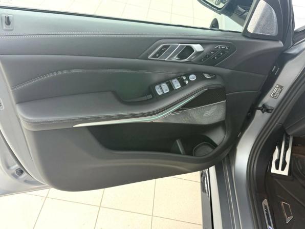 BMW X7 I (G07) Рестайлинг с пробегом 2022 года, цена 15 695 000 рублей, 40857 км, внедорожник, Автокод Объявления