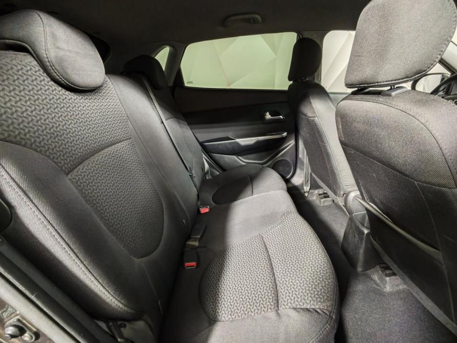 Kia Rio III Москва  - изображение 16