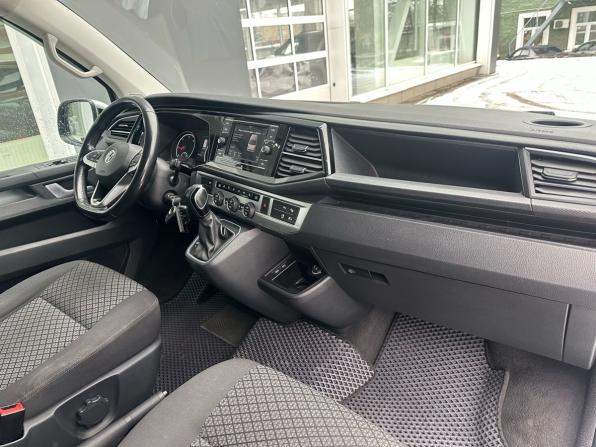 Volkswagen Multivan T6 Рестайлинг с пробегом 2020 года, цена 4 479 000 рублей, 159000 км, минивэн, Автокод Объявления