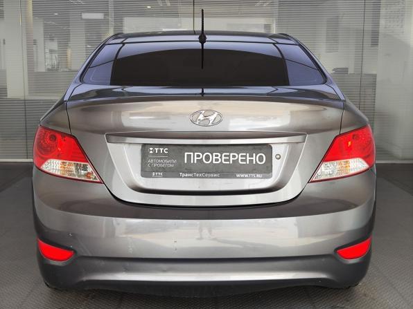 Hyundai Solaris I с пробегом 2013 года, цена 700 000 рублей, 128900 км, седан, Автокод Объявления