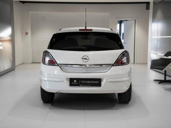 Opel Astra H Рестайлинг с пробегом 2010 года, цена 445 000 рублей, 330152 км, хэтчбек, Автокод Объявления