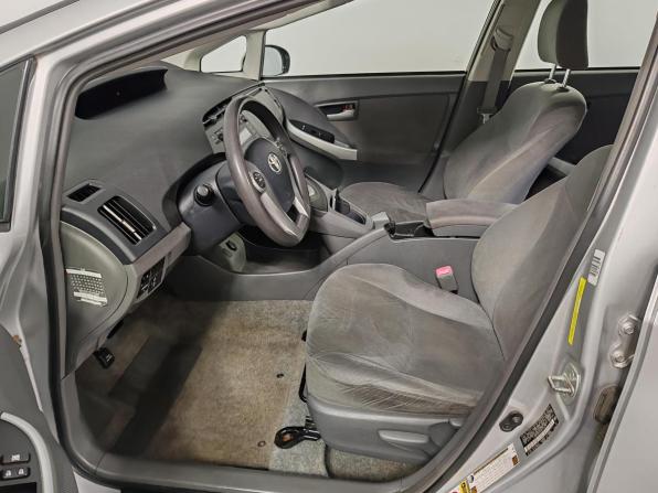 Toyota Prius III (XW30) с пробегом 2010 года, цена 999 000 рублей, 229450 км, хэтчбек, Автокод Объявления