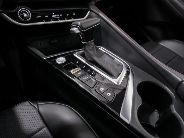 Changan Eado Plus с пробегом 2023 года, цена 1 730 000 рублей, 35000 км, седан, Автокод Объявления