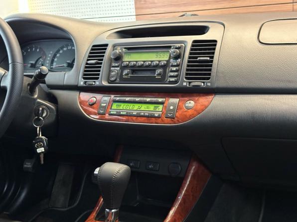 Toyota Camry V (XV30) с пробегом 2003 года, цена 699 990 рублей, 247786 км, седан, Автокод Объявления
