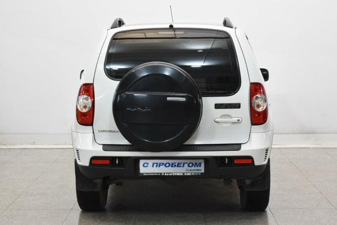 Chevrolet Niva I Рестайлинг с пробегом 2016 года, цена 720 000 рублей, 121401 км, внедорожник, Автокод Объявления