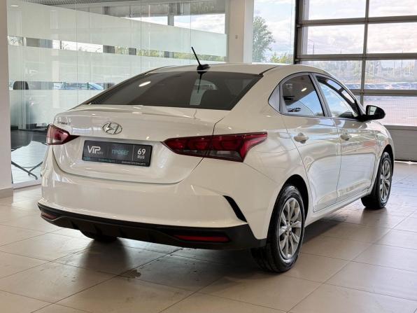 Hyundai Solaris II Рестайлинг с пробегом 2020 года, цена 1 557 000 рублей, 104011 км, седан, Автокод Объявления