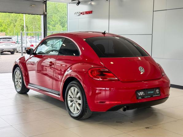 Volkswagen Beetle II (A5) с пробегом 2013 года, цена 1 215 000 рублей, 219019 км, хэтчбек, Автокод Объявления