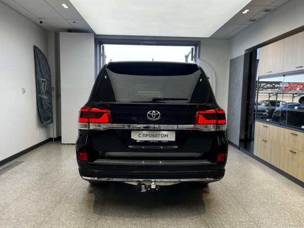 Toyota Land Cruiser 200 Series Рестайлинг 1 с пробегом 2014 года, цена 4 120 000 рублей, 260000 км, внедорожник, Автокод Объявления