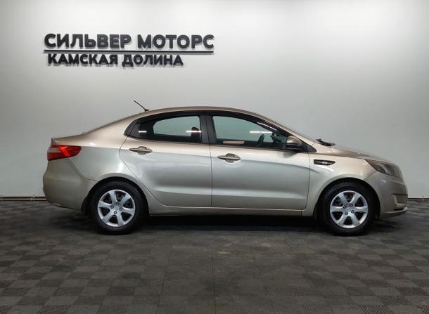 Kia Rio III с пробегом 2012 года, цена 580 000 рублей, 205000 км, седан, Автокод Объявления