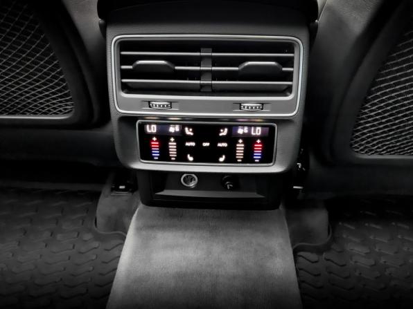 Audi Q8 I (4M) с пробегом 2021 года, цена 7 400 000 рублей, 97210 км, внедорожник, Автокод Объявления