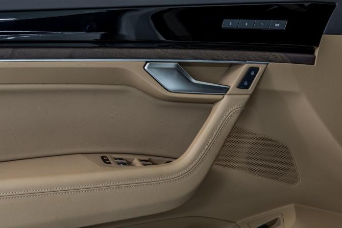 Volkswagen Touareg III с пробегом 2019 года, цена 5 096 000 рублей, 83467 км, внедорожник, Автокод Объявления