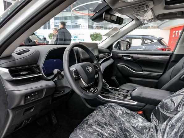Toyota Highlander IV (XU70) с пробегом 2025 года, цена 5 350 000 рублей, 1500 км, внедорожник, Автокод Объявления