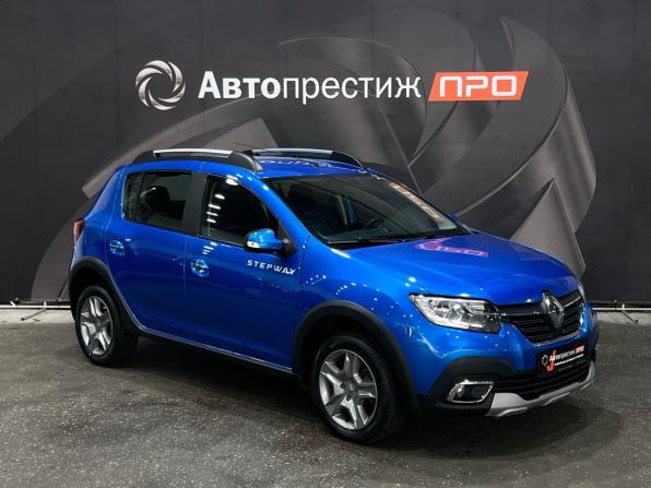 Renault Sandero II с пробегом 2018 года, цена 1 194 000 рублей, 87200 км, хэтчбек, Автокод Объявления