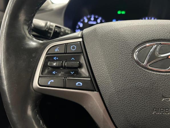 Hyundai Solaris II с пробегом 2019 года, цена 1 149 000 рублей, 179345 км, седан, Автокод Объявления