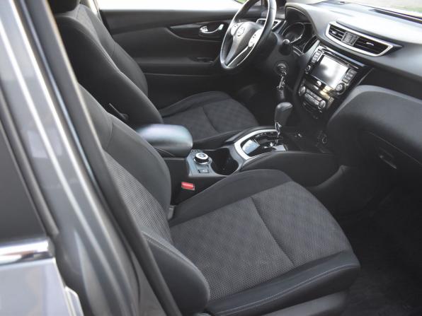 Nissan Qashqai II с пробегом 2018 года, цена 1 710 000 рублей, 105837 км, внедорожник, Автокод Объявления