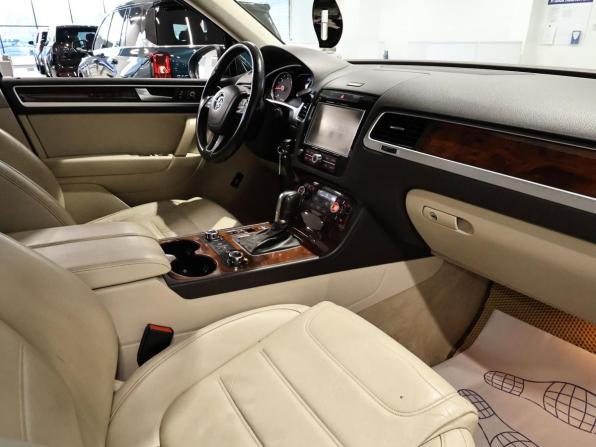 Volkswagen Touareg II с пробегом 2011 года, цена 2 440 500 рублей, 254000 км, внедорожник, Автокод Объявления