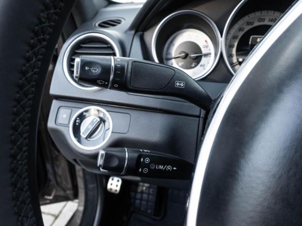Mercedes-Benz C-Класс III (W204) Рестайлинг с пробегом 2012 года, цена 1 306 000 рублей, 273000 км, седан, Автокод Объявления