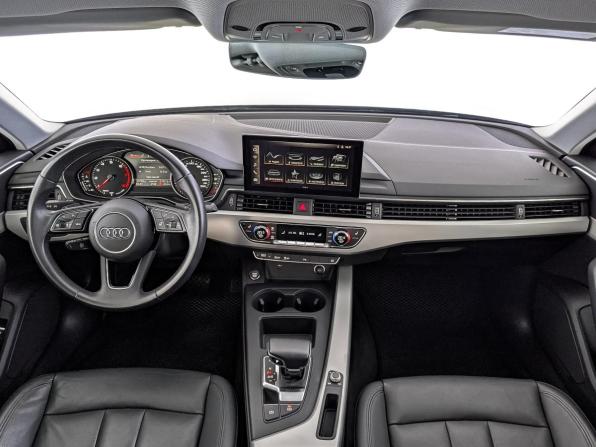 Audi A4 V (B9) Рестайлинг с пробегом 2022 года, цена 4 115 500 рублей, 23700 км, седан, Автокод Объявления